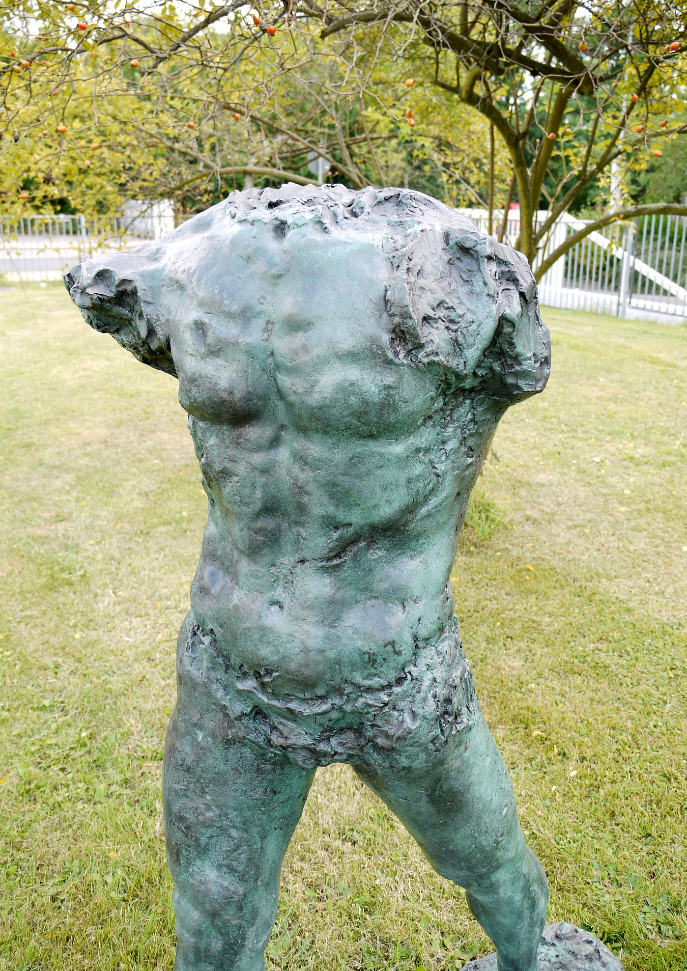 Verbotene Lesbenspiele im Garten Verbotene Lesbenspiele im Garten